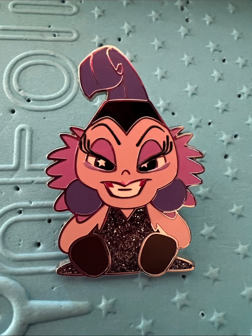 2026 Wishables Shimmer Pin Yzma Villian The Emperors New Groove